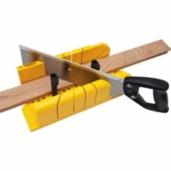 Stanley 14-Inch Clamping Mitre Box With Saw