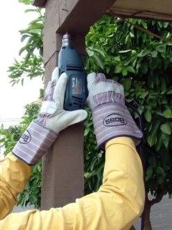 Boss Large Gray Leather Glove With Gauntlet Cuff